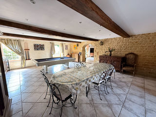  Maison � vendre 9 pi�ces 352 m�