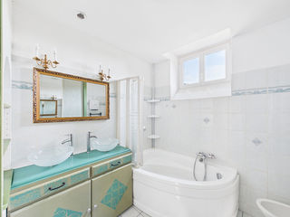  Maison � vendre 10 pi�ces 180 m�