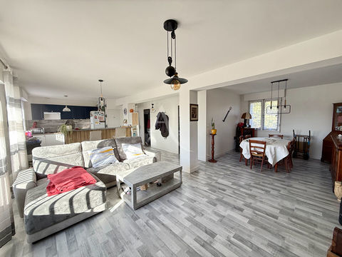   Appartement et duplex Chateau Gontier Sur Mayenne 3 pi�ce(s) Appartement - 5 pi�ce(s) - 109 m�