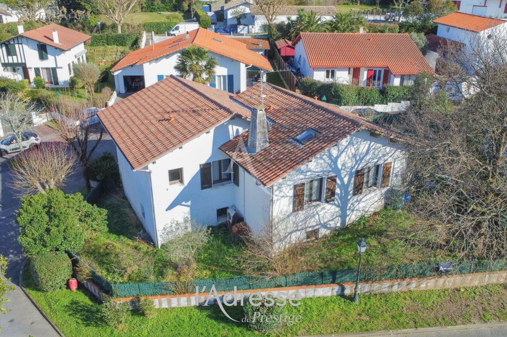 � vendre  Maison Gu�thary (64210)