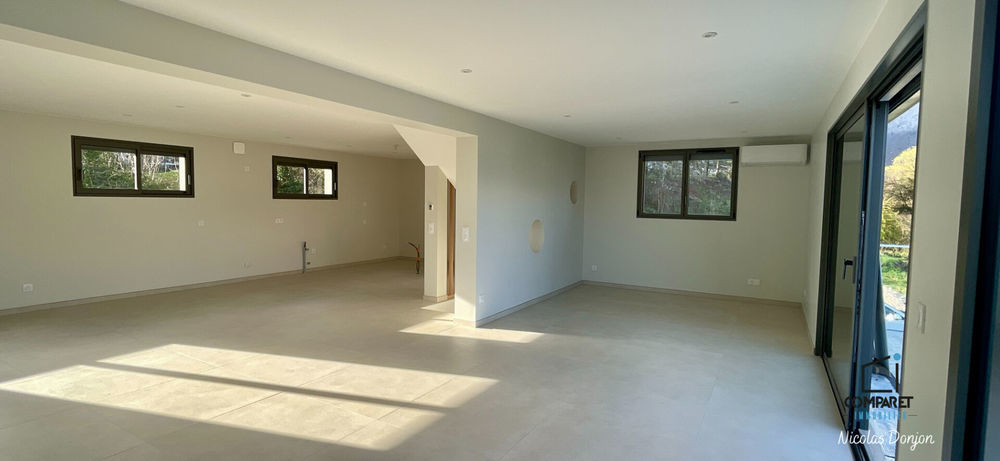 � vendre  Maison Montagnole (73000)