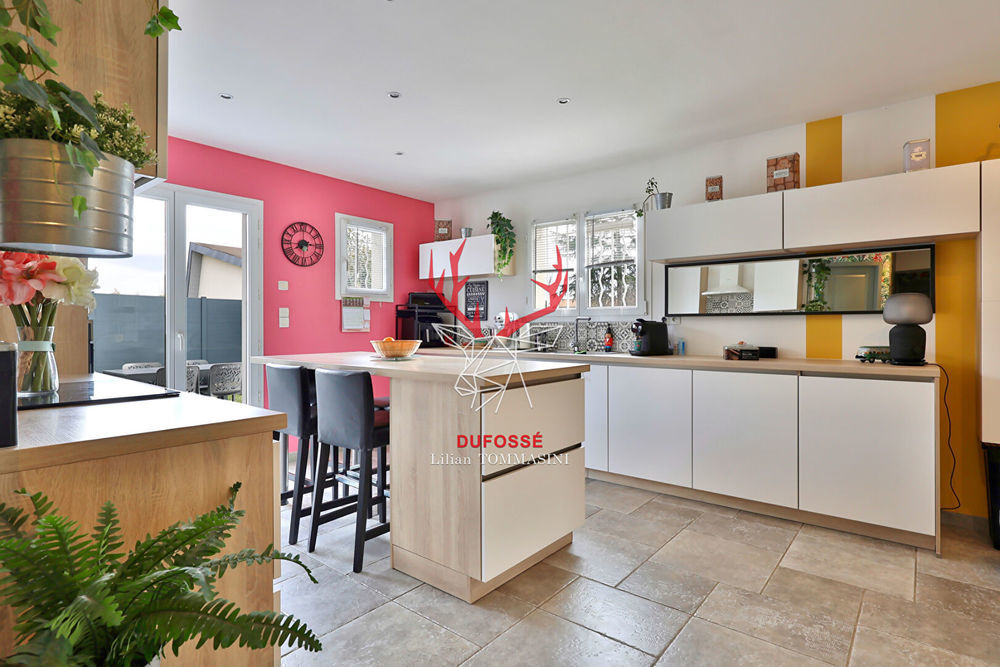 � vendre  Maison La Tour-de-Salvagny (69890)