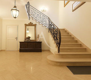  Maison � vendre 9 pi�ces 408 m�