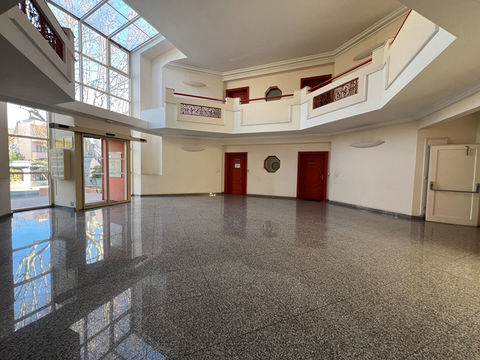 bureaux de 267 m&sup2;  pour  profession lib&eacute;rale 5750 83300 Draguignan