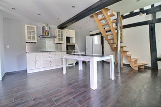  Maison � vendre 7 pi�ces 225 m�