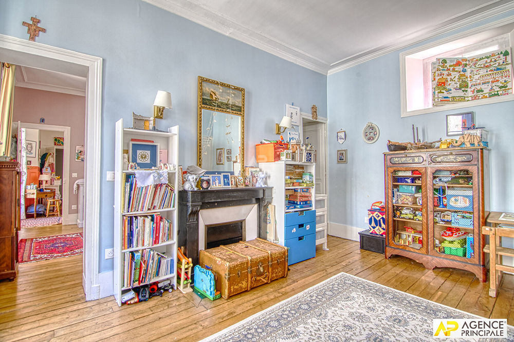 � vendre  Appartement Versailles (78000)