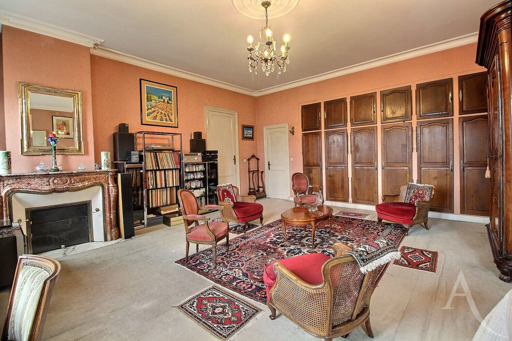 � vendre  Villa L�ognan (33850)