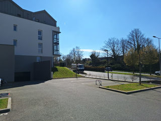  Parking / Garage � louer 