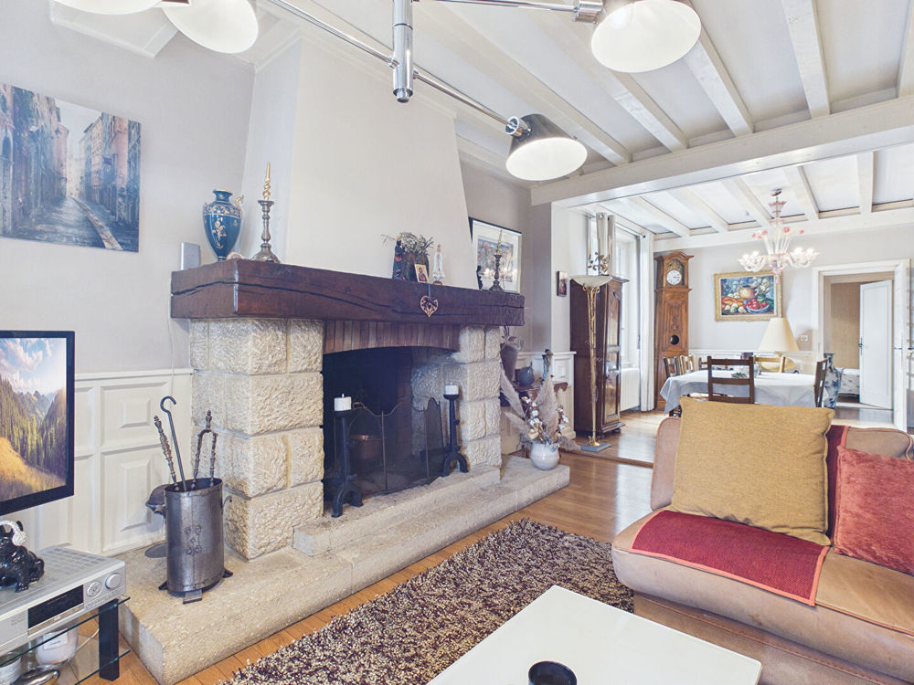 � vendre  Villa Lyon 8