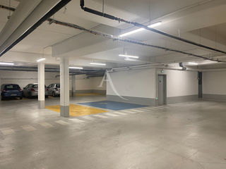  Parking / Garage � vendre 