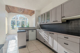  Maison � vendre 8 pi�ces 210 m�