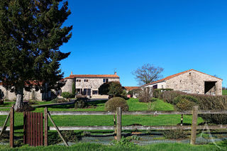  Maison � vendre 8 pi�ces 241 m�