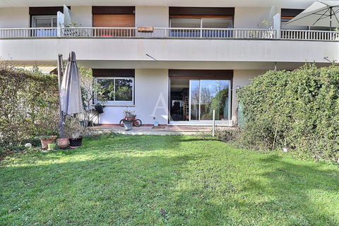   Magnifique appartement de 91 m2 avec jardin privatif 85m2 Appartement - 3 pi�ce(s) - 91 m�