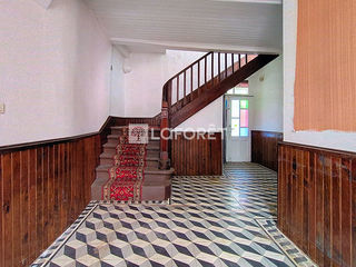  Maison � vendre 9 pi�ces 215 m�