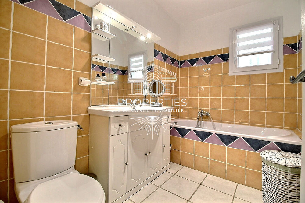 � vendre  Maison Le Lavandou (83980)