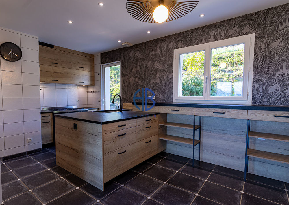 � vendre  Maison Saint-Blaise-du-Buis (38140)