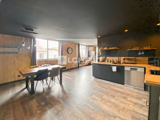  Immeuble � vendre 6 pi�ces 202 m�