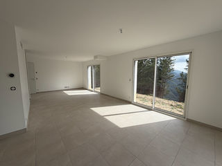  Maison 4 pi�ces 100 m� La roquette sur var