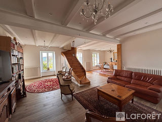  Maison � vendre 9 pi�ces 229 m�