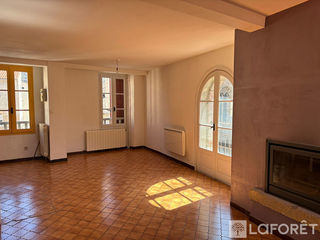  Immeuble � vendre 6 pi�ces 252 m�