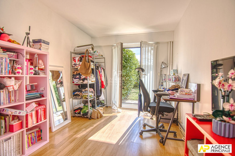 � vendre  Appartement Versailles (78000)