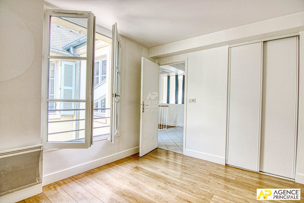 � vendre  Appartement Versailles (78000)