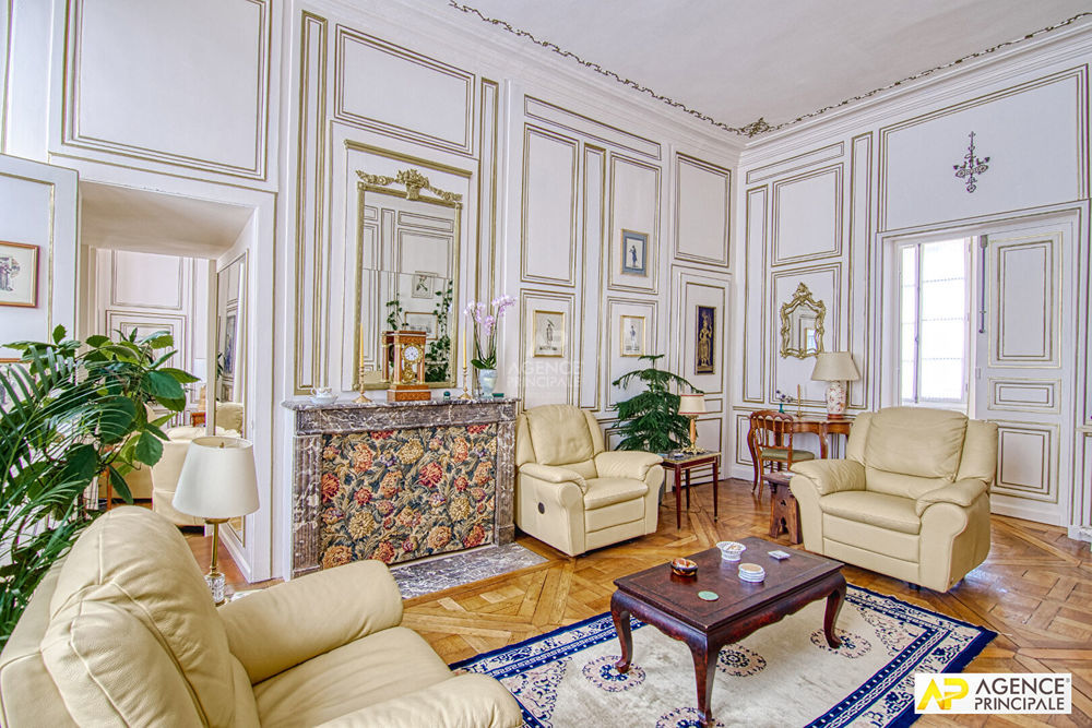 � vendre  Appartement Versailles (78000)