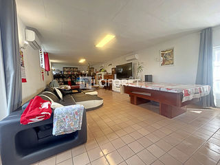  Immeuble � vendre 15 + pi�ces 365 m�