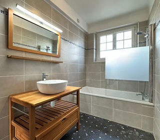  Immeuble � vendre 7 pi�ces 158 m�