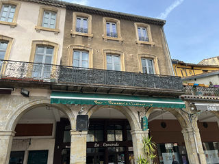  Immeuble � vendre 15 + pi�ces 416 m�