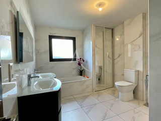  Maison � vendre 6 pi�ces 175 m�