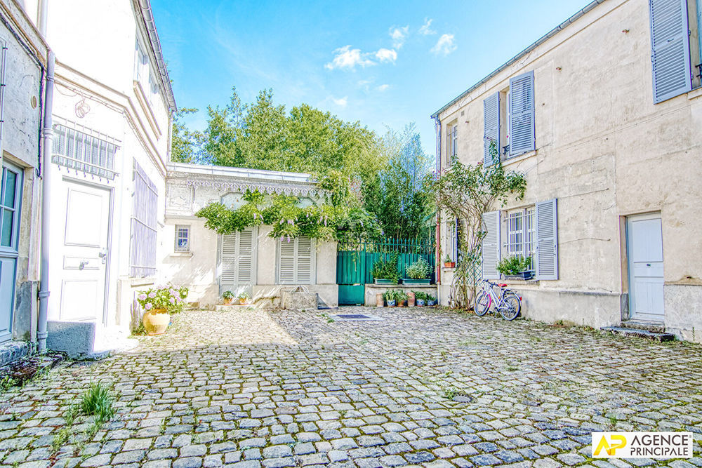 � vendre  Appartement Versailles (78000)