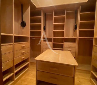  Maison � louer 5 pi�ces 180 m�