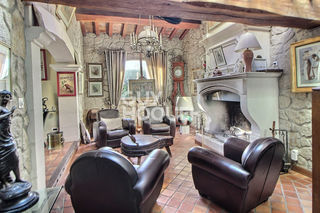  Villa � vendre 7 pi�ces 275 m�