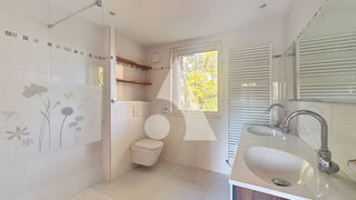  Maison � vendre 5 pi�ces 220 m�