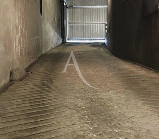  Parking / Garage � vendre 12 m�