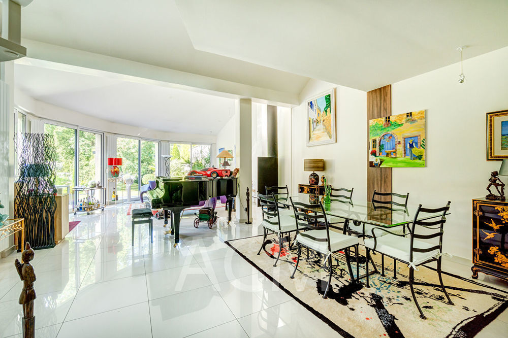 � vendre  Maison Le Mesnil-le-Roi (78600)