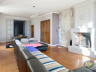  Maison � vendre 9 pi�ces 272 m�