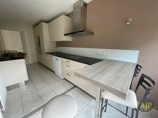  Appartement � louer 4 pi�ces 95 m�