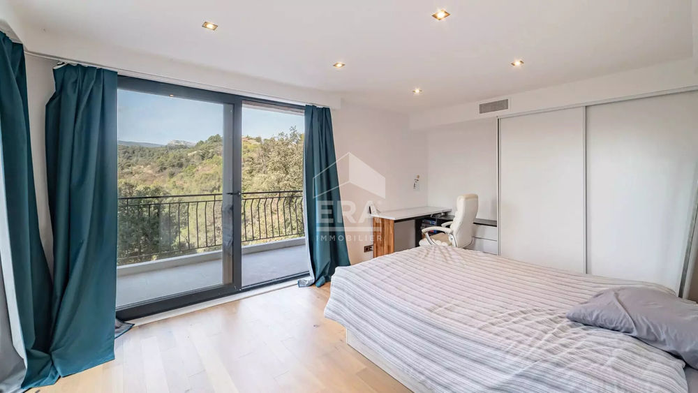 � vendre  Maison Cagnes-sur-Mer (06800)