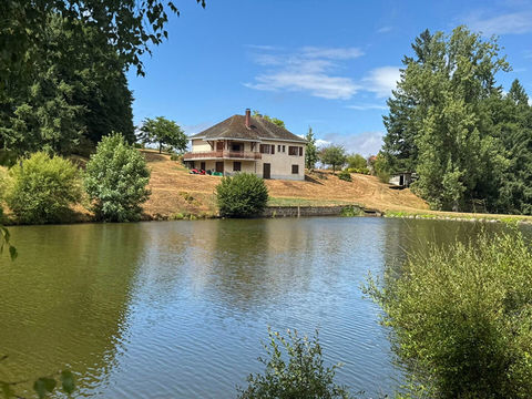   HAUTE VIENNE - Rilhac Lastours -Propri�t� avec �tang priv� et terrain de 18580m� Maison - 5 pi�ce(s) - 107 m�