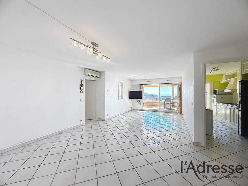 � vendre  Appartement Mandelieu-la-Napoule (06210)