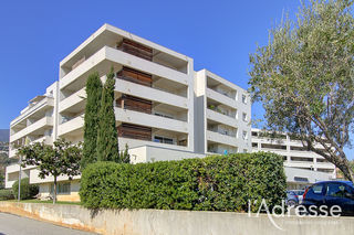  Appartement � vendre 3 pi�ces 79 m�