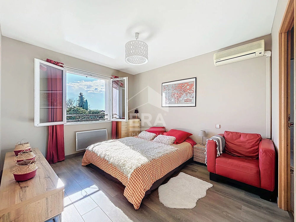 � vendre  Maison Cagnes-sur-Mer (06800)