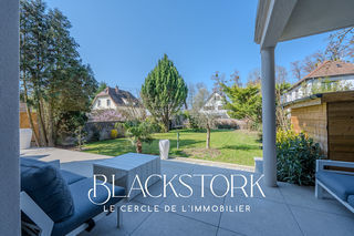  Maison � vendre 7 pi�ces 220 m�