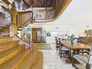  Maison � vendre 13 pi�ces 323 m�