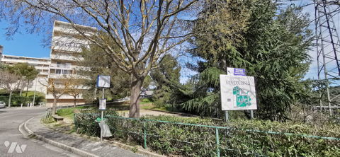   T3 SEPTEMES LES VALLONS RESIDENCE LES COLLINES Appartement - 3 pi�ce(s) - 84 m�