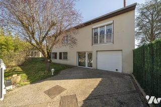  Maison � vendre 7 pi�ces 180 m�