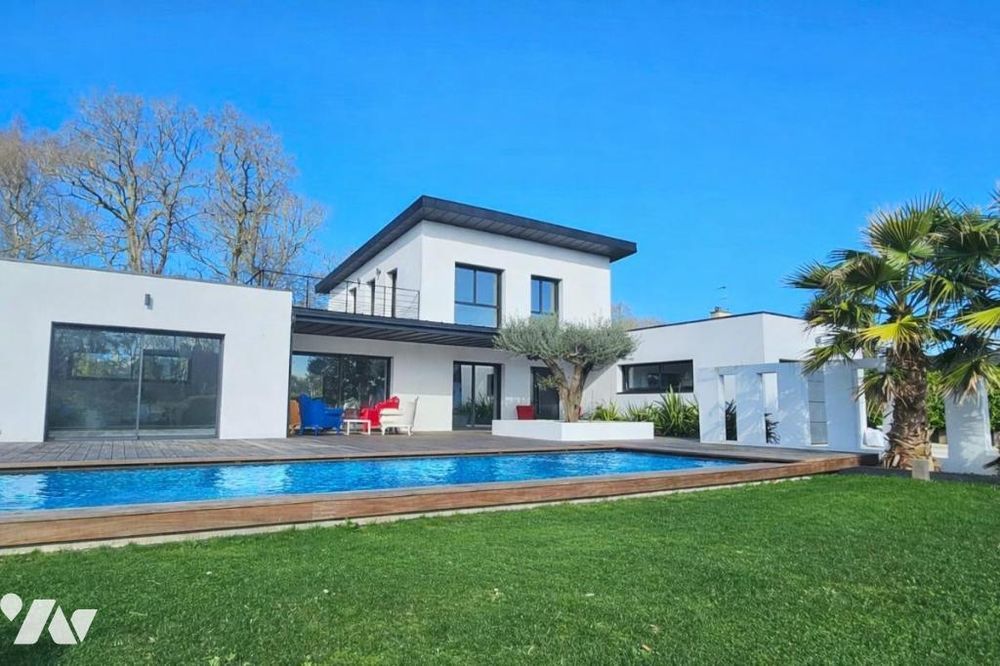 � vendre  Maison B�nodet (29950)