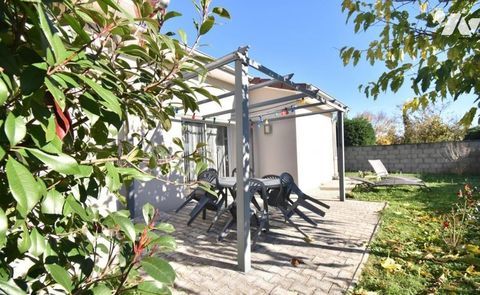   Maison de plain pied / 4 Chambres / Garage / Terrain 509m� Maison - 5 pi�ce(s) - 113 m�